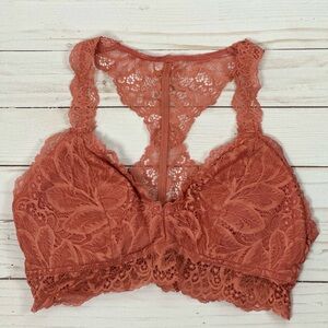 AUDEN lace bralette with racerback design - size small